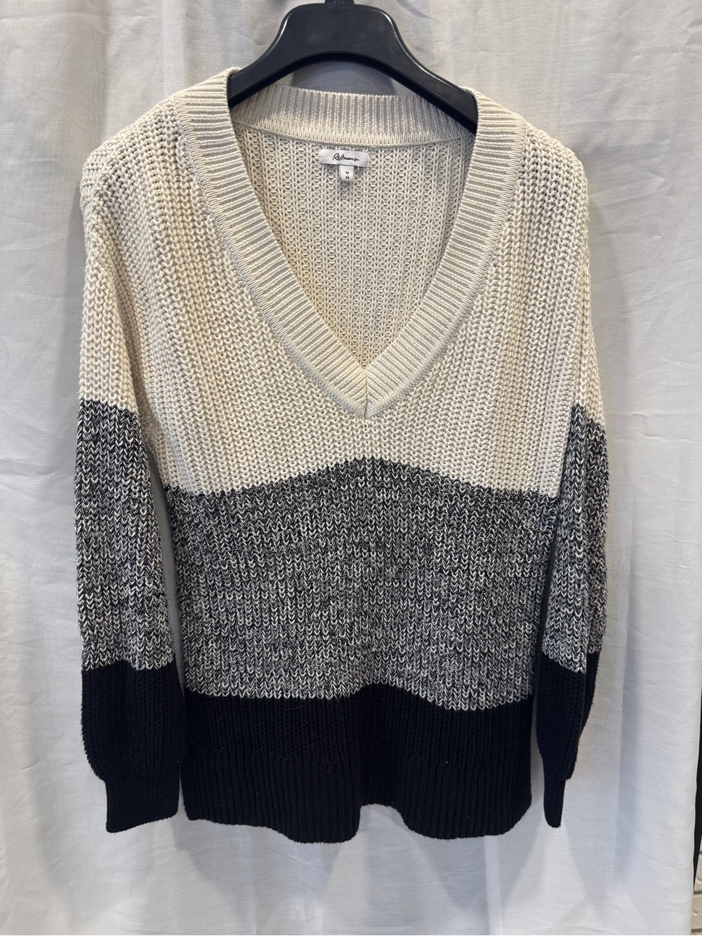 Reitmans Three-Tone V-Neck Sweater - Cream, Gray & Black